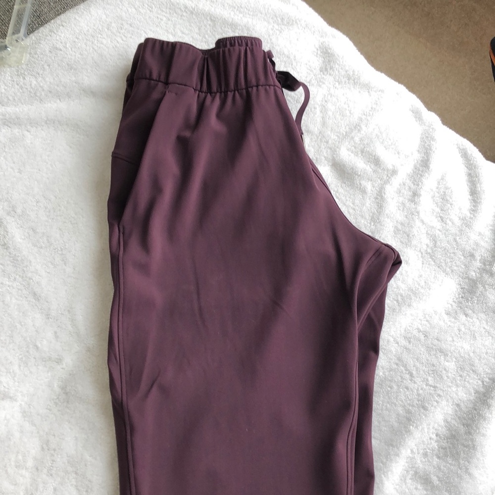 Lululemon burgundy pants